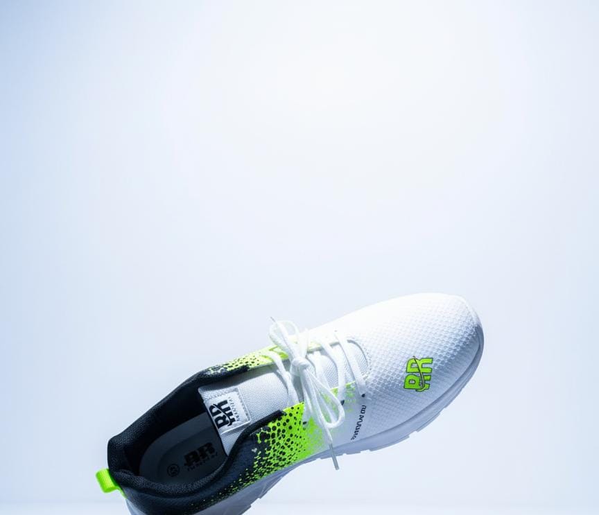 RR Cricket shoes Good Quilty Flexible Use in Running and Cricket Griper Soll Speical for Bowling